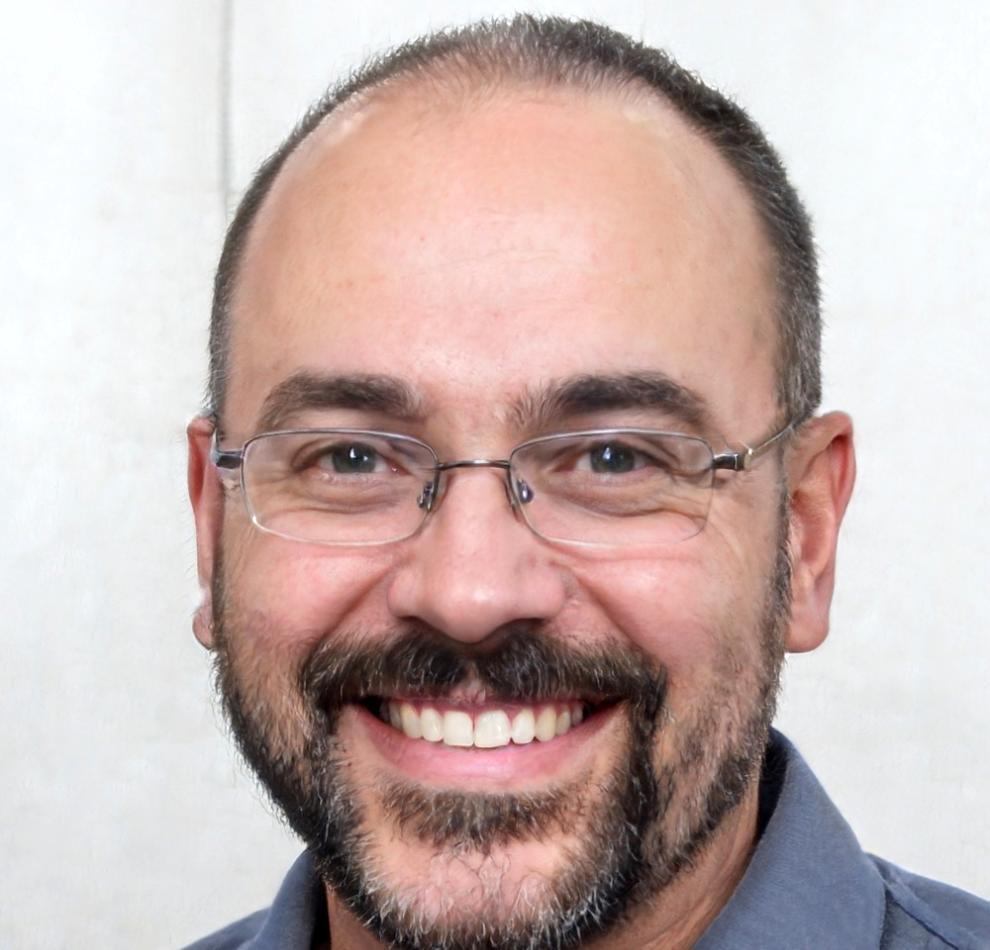 Portrait de Maxence Durand, analyste senior